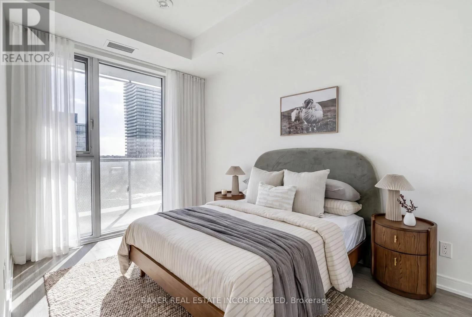 1109 - 425 FRONT STREET E