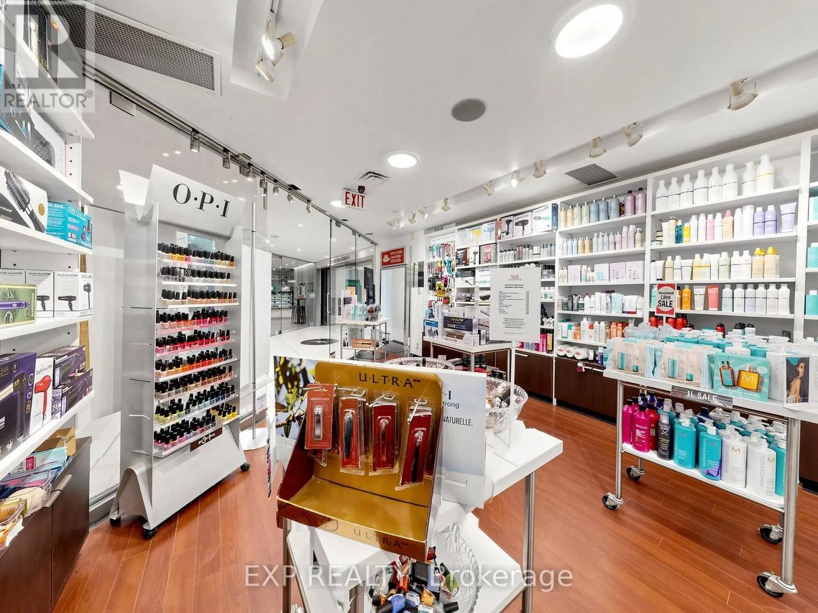 8 - 50 BLOOR STREET W