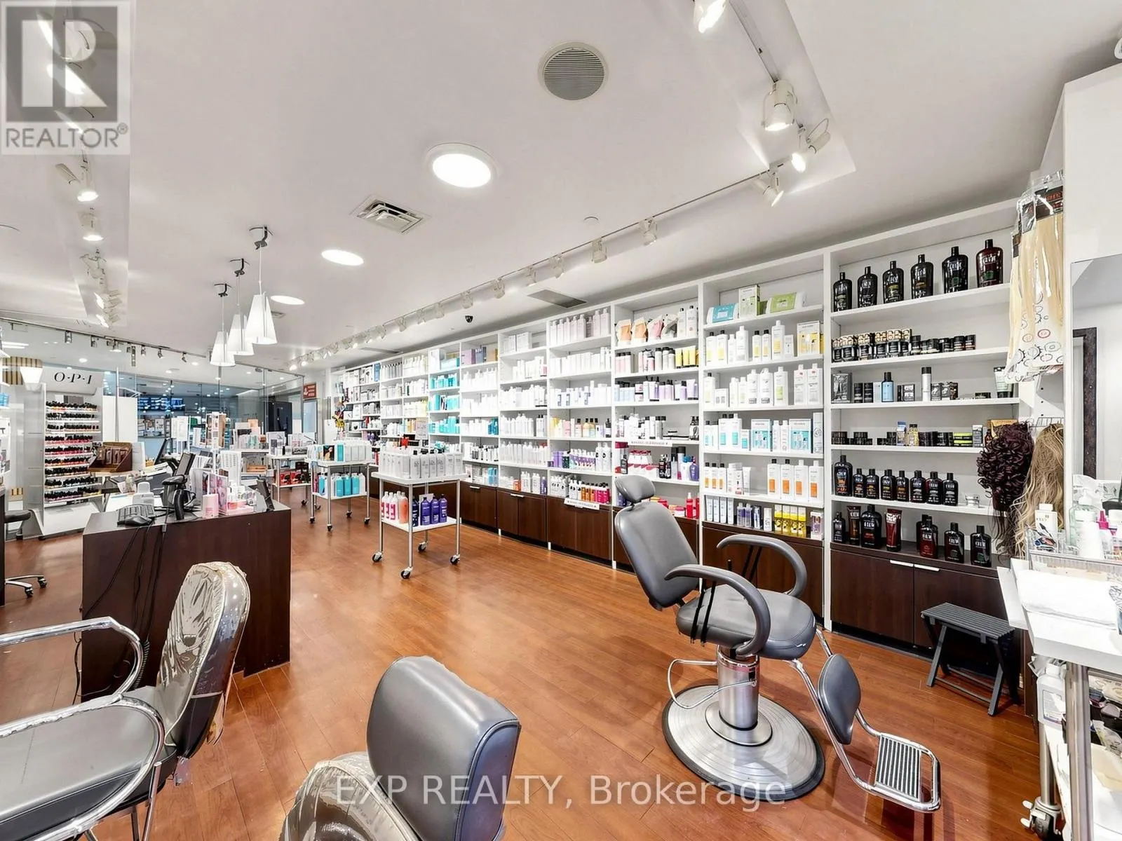 8 - 50 BLOOR STREET W
