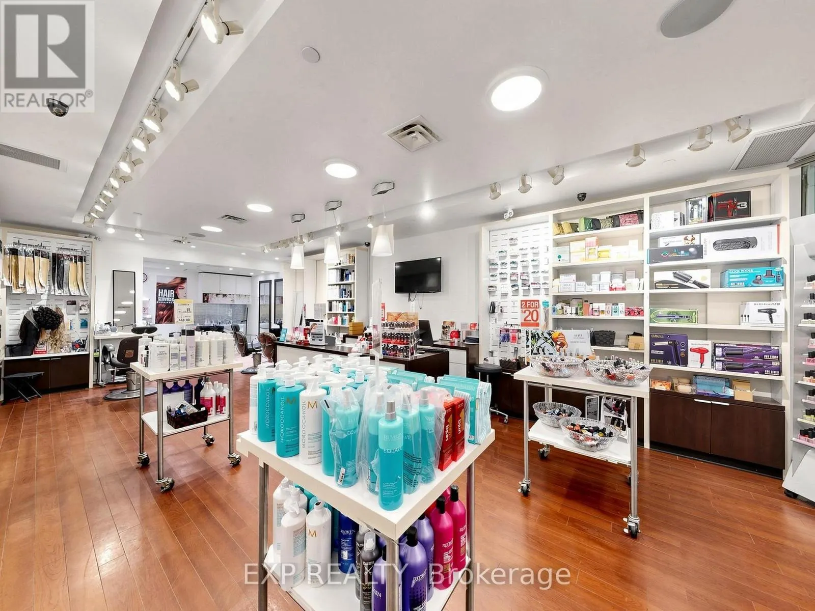 8 - 50 BLOOR STREET W
