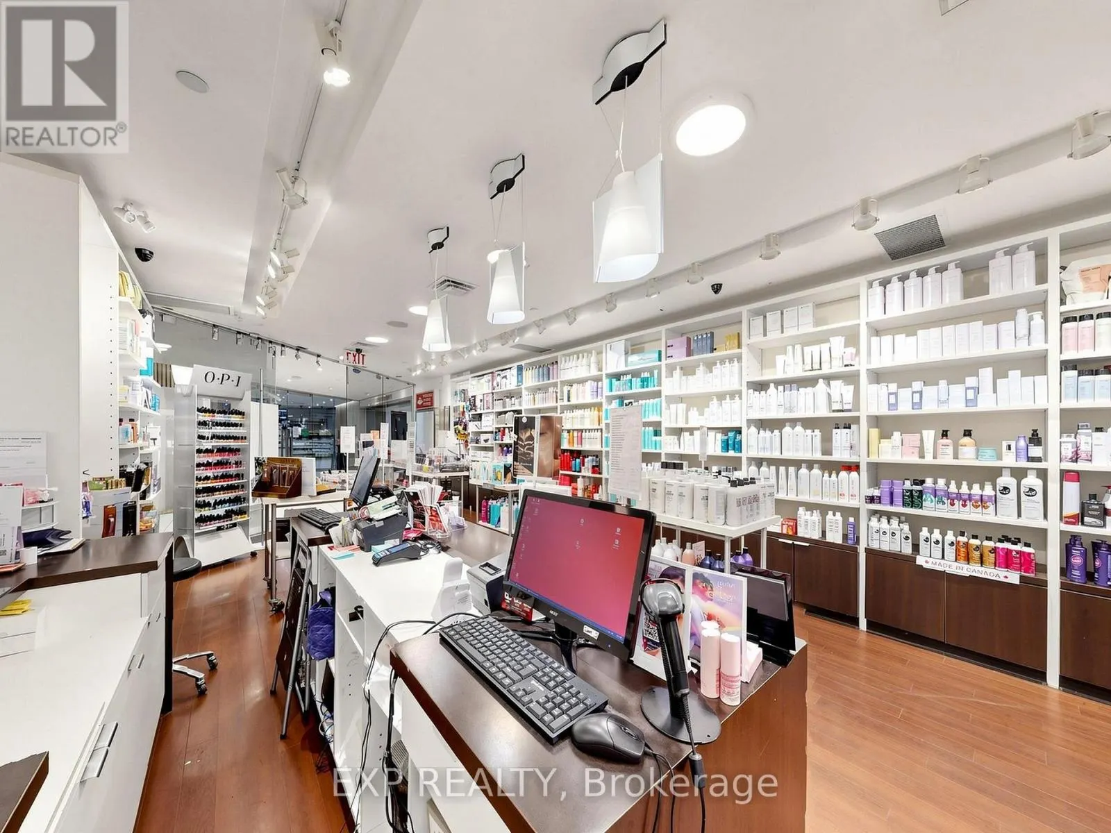8 - 50 BLOOR STREET W