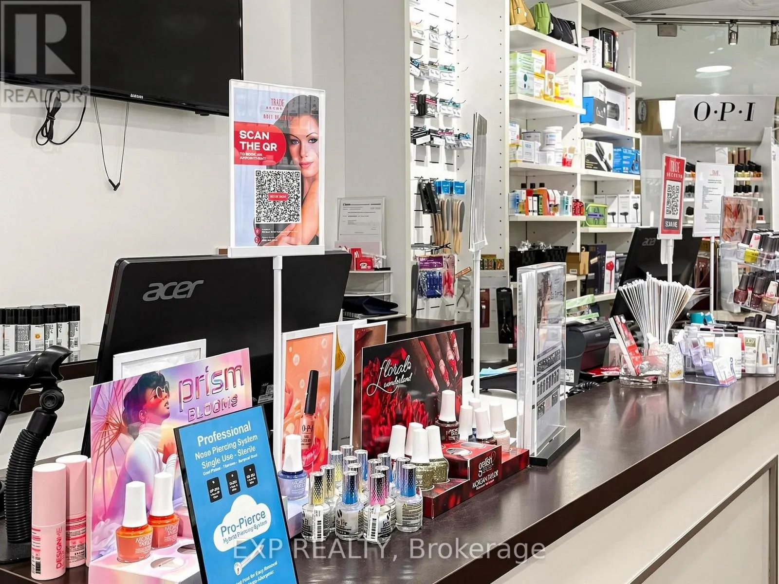 8 - 50 BLOOR STREET W