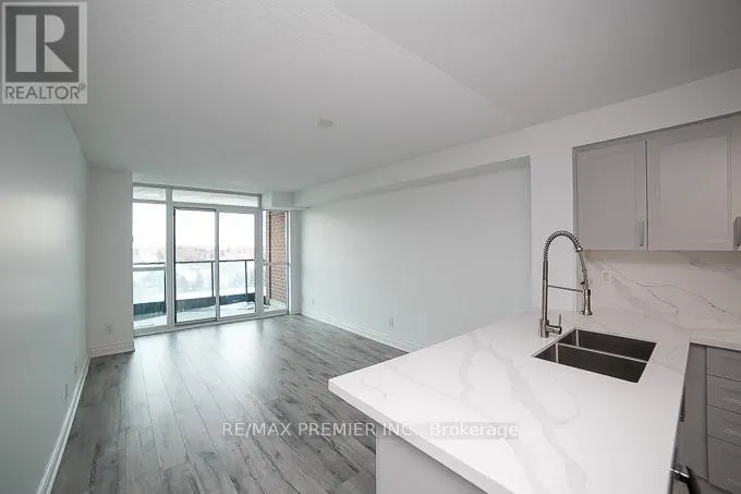 707 - 525 WILSON AVENUE