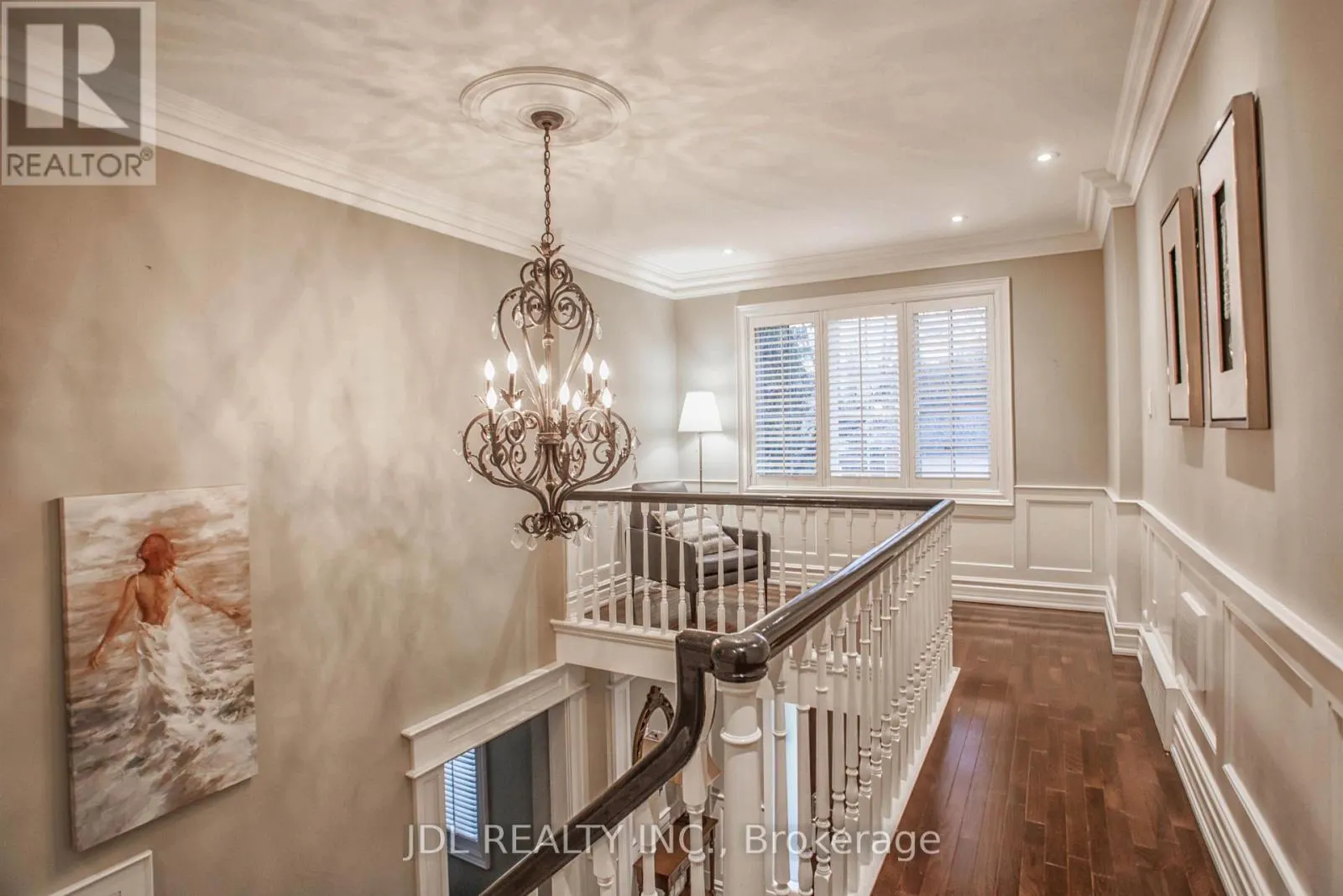 30 HEDGEWOOD ROAD