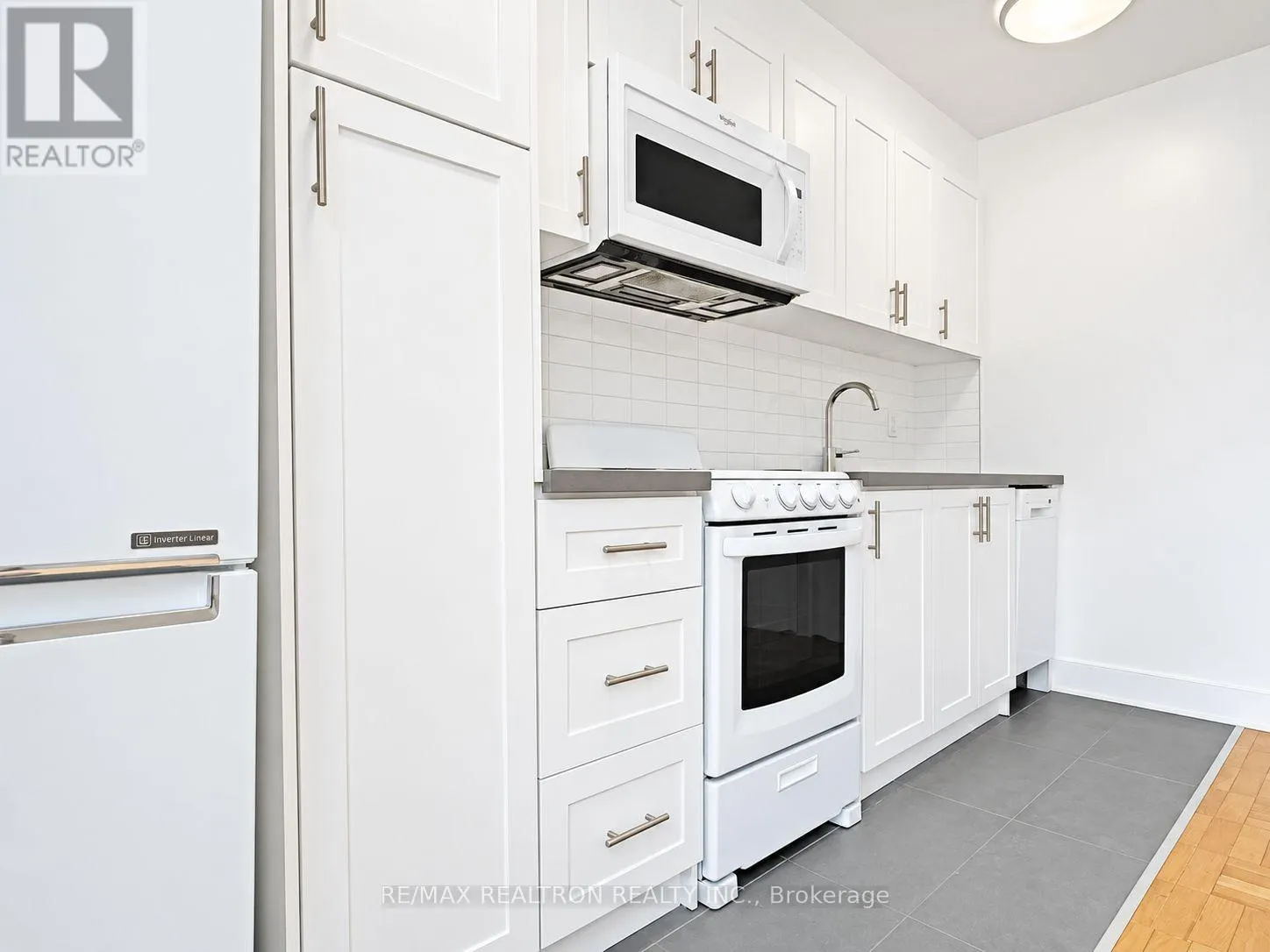 310 - 1545 BATHURST STREET