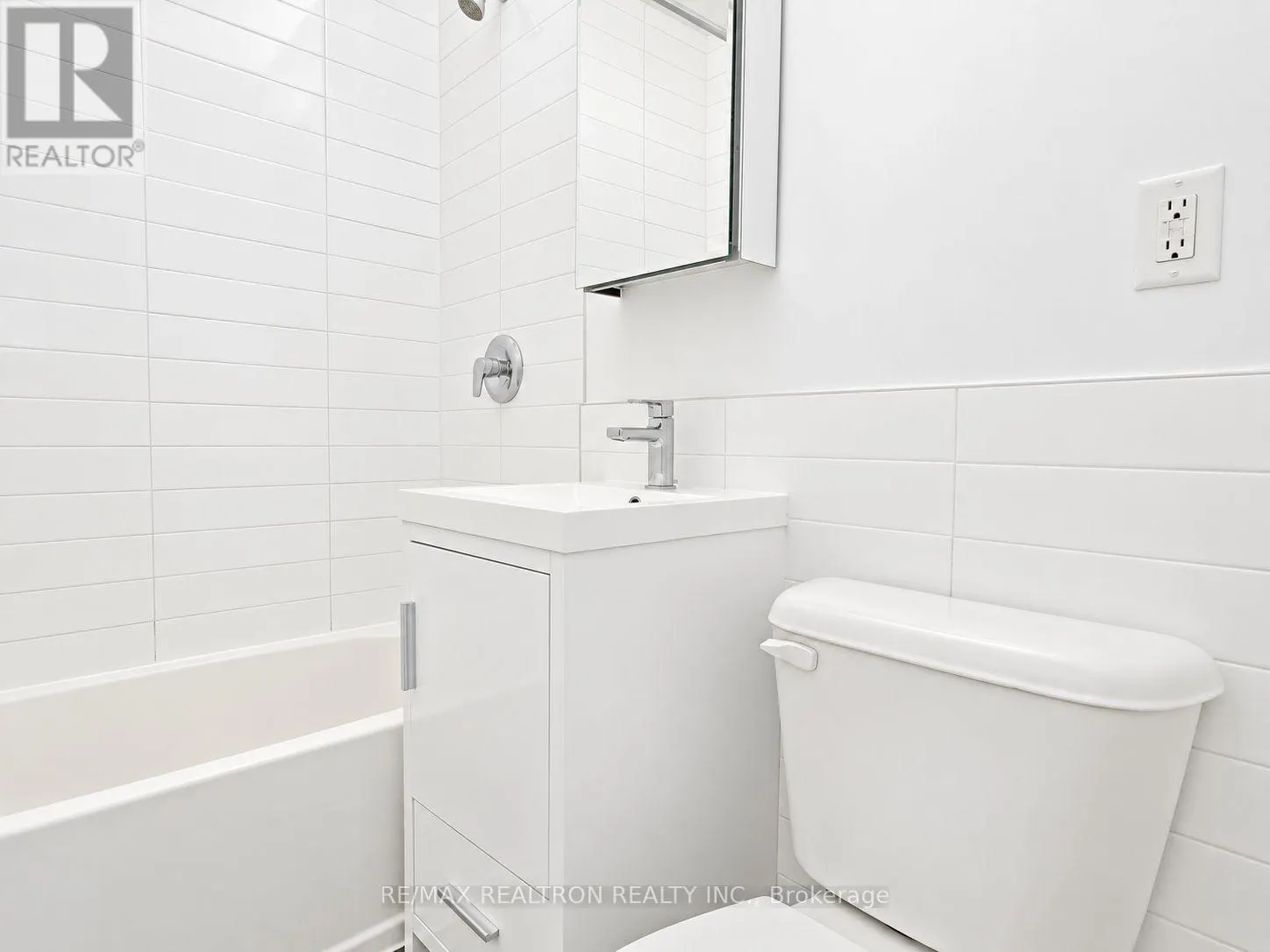 310 - 1545 BATHURST STREET