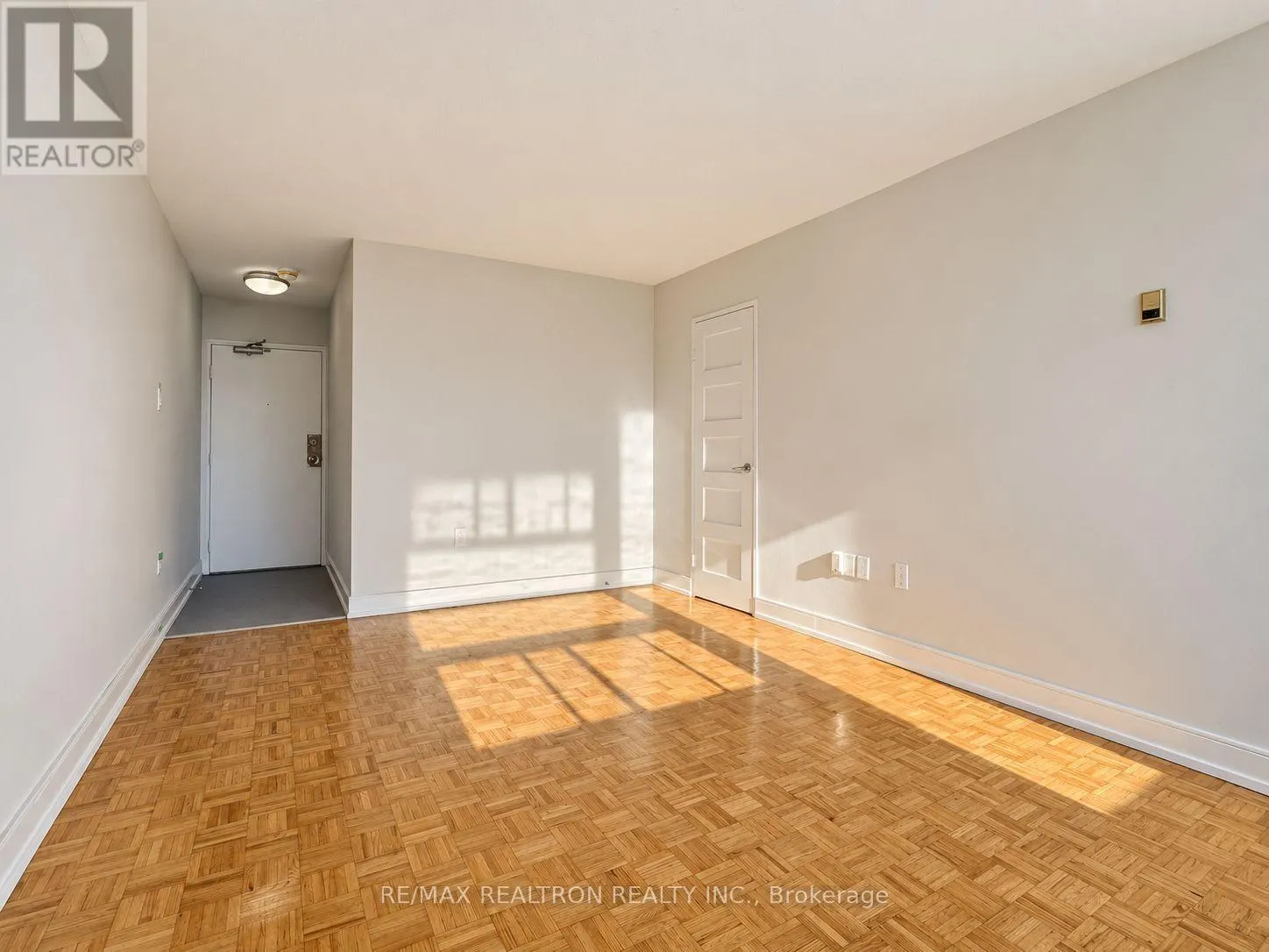 1401 - 1500 BATHURST STREET