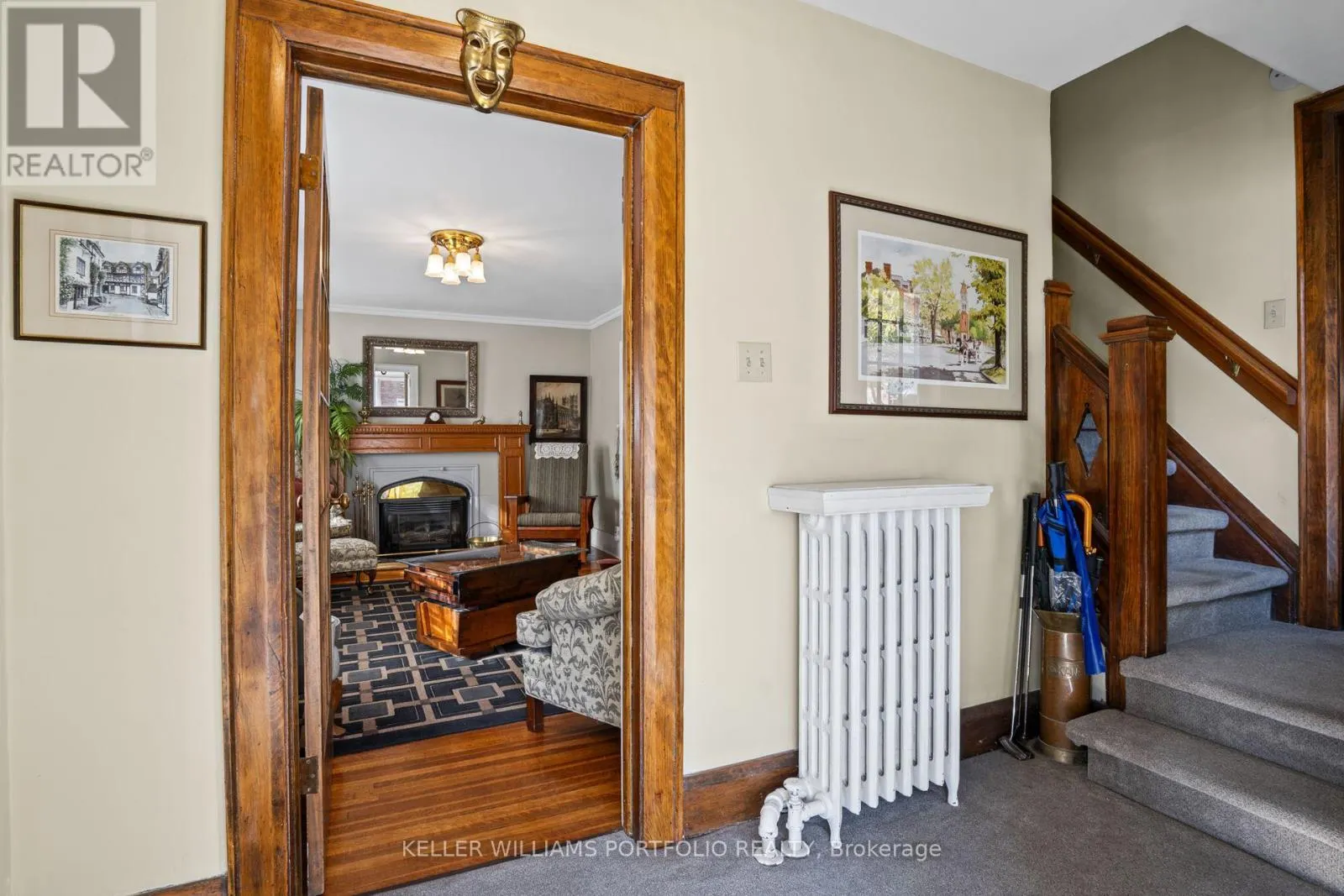 118 WANLESS AVENUE