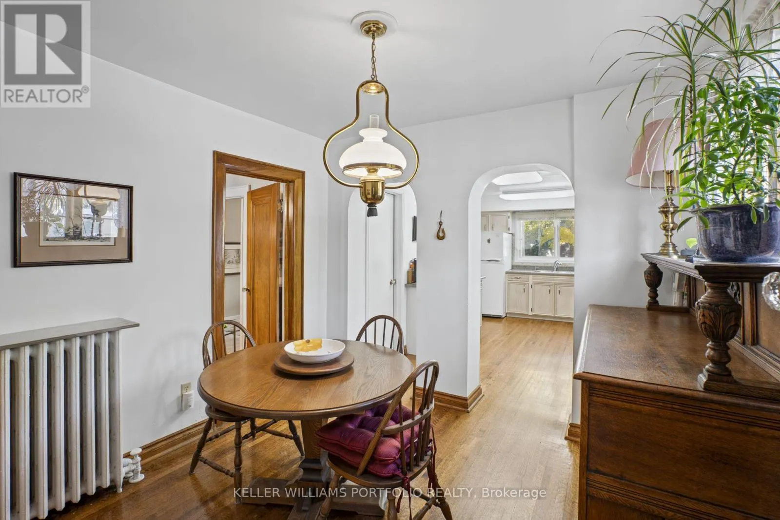 118 WANLESS AVENUE