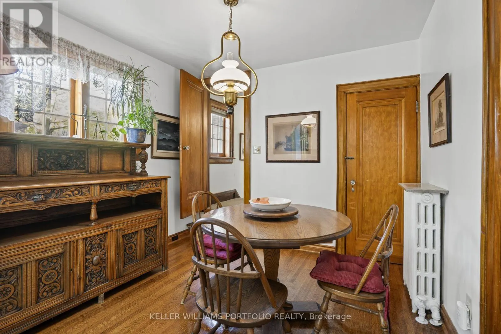 118 WANLESS AVENUE