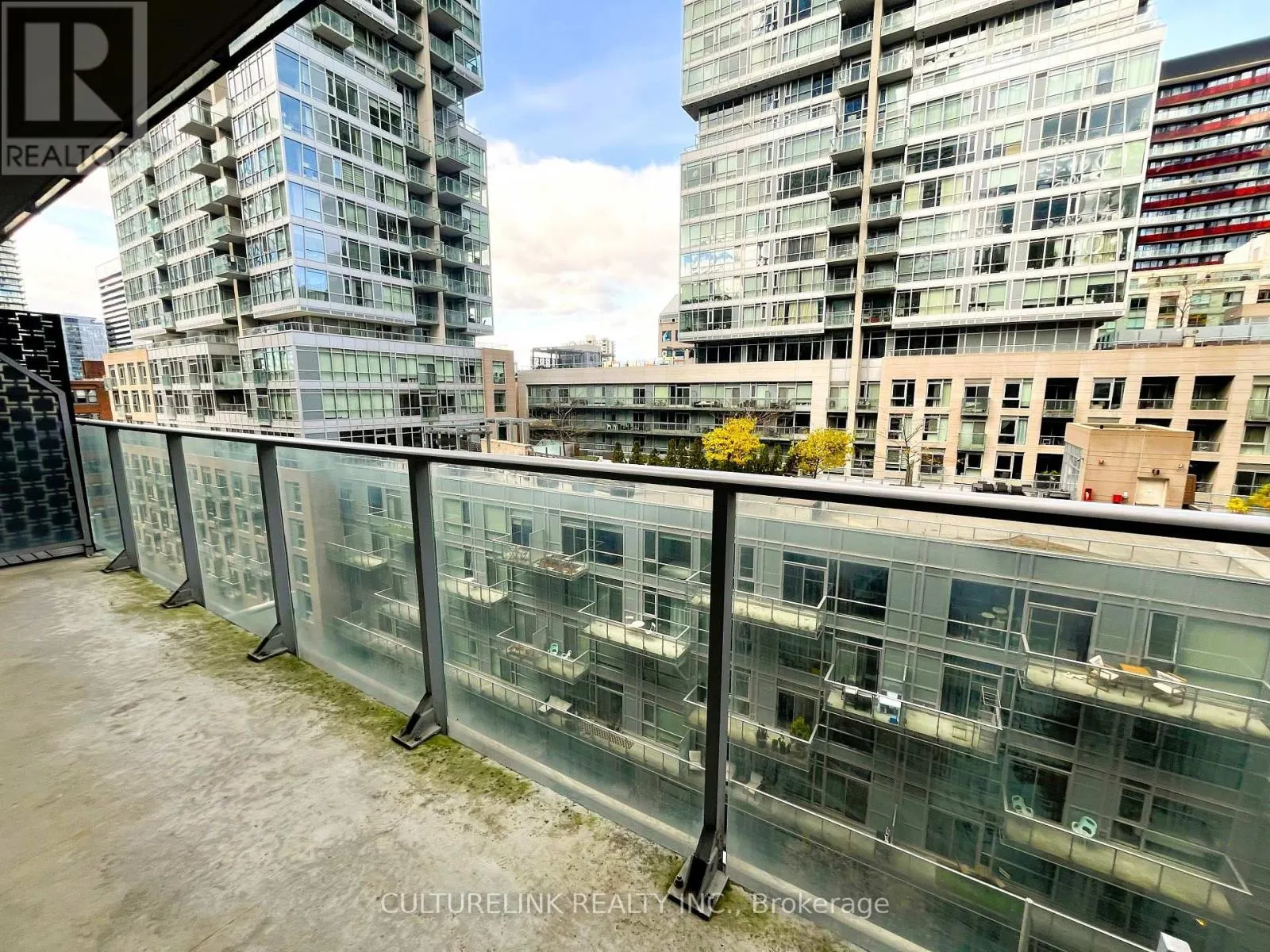 915 - 21 NELSON STREET