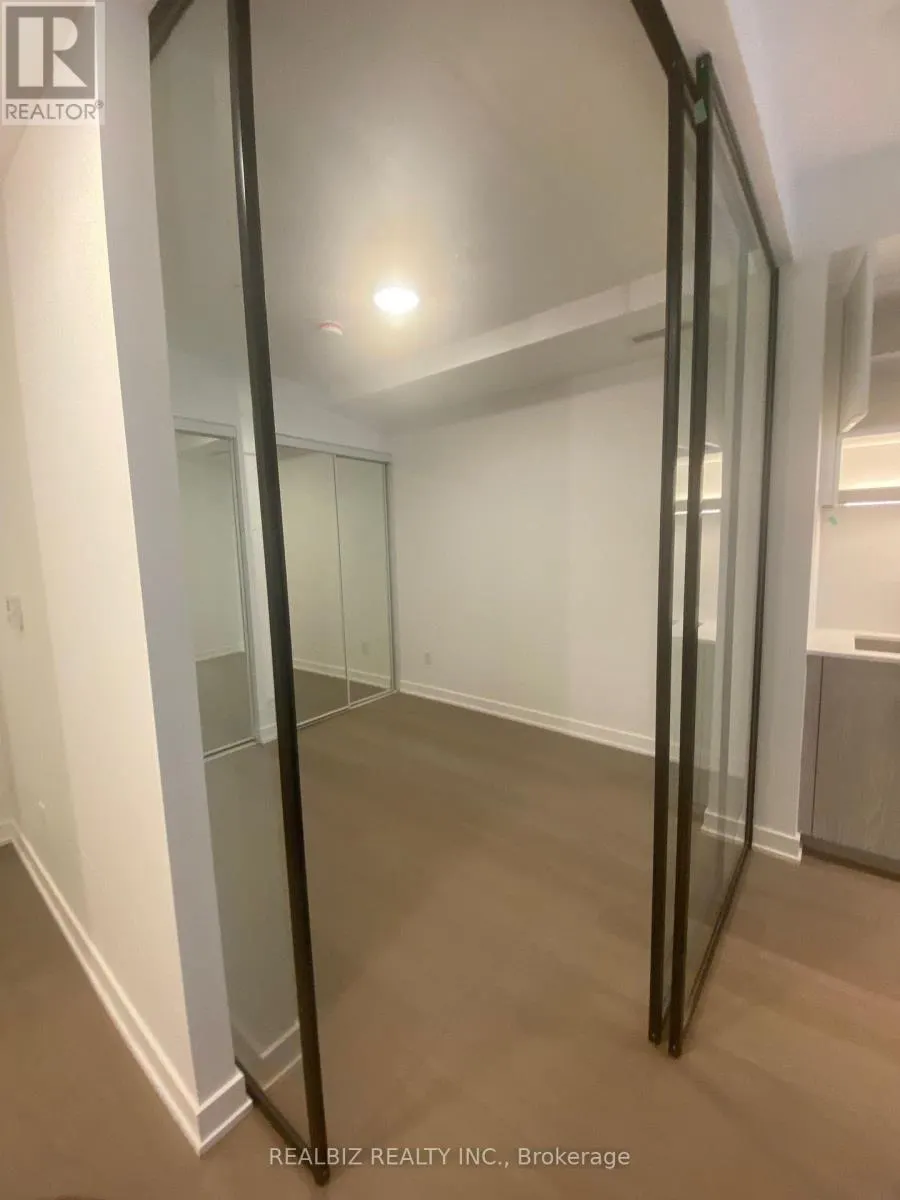 729 - 91 MONTCLAIR AVENUE