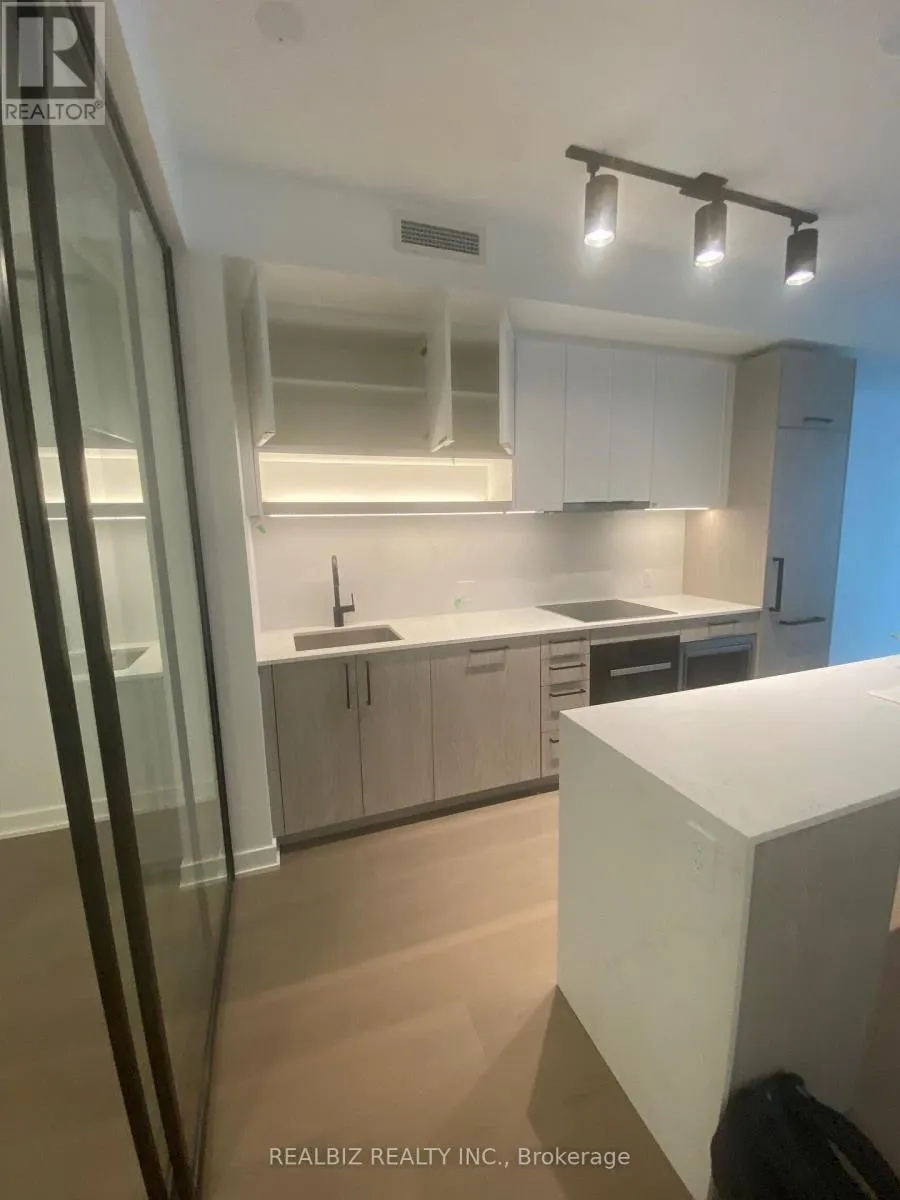 729 - 91 MONTCLAIR AVENUE