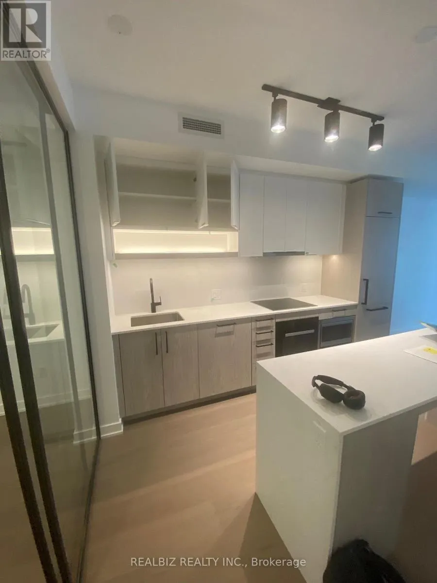 729 - 91 MONTCLAIR AVENUE