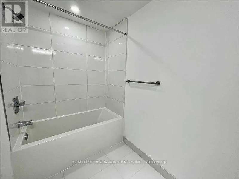 1702 - 395 BLOOR STREET E