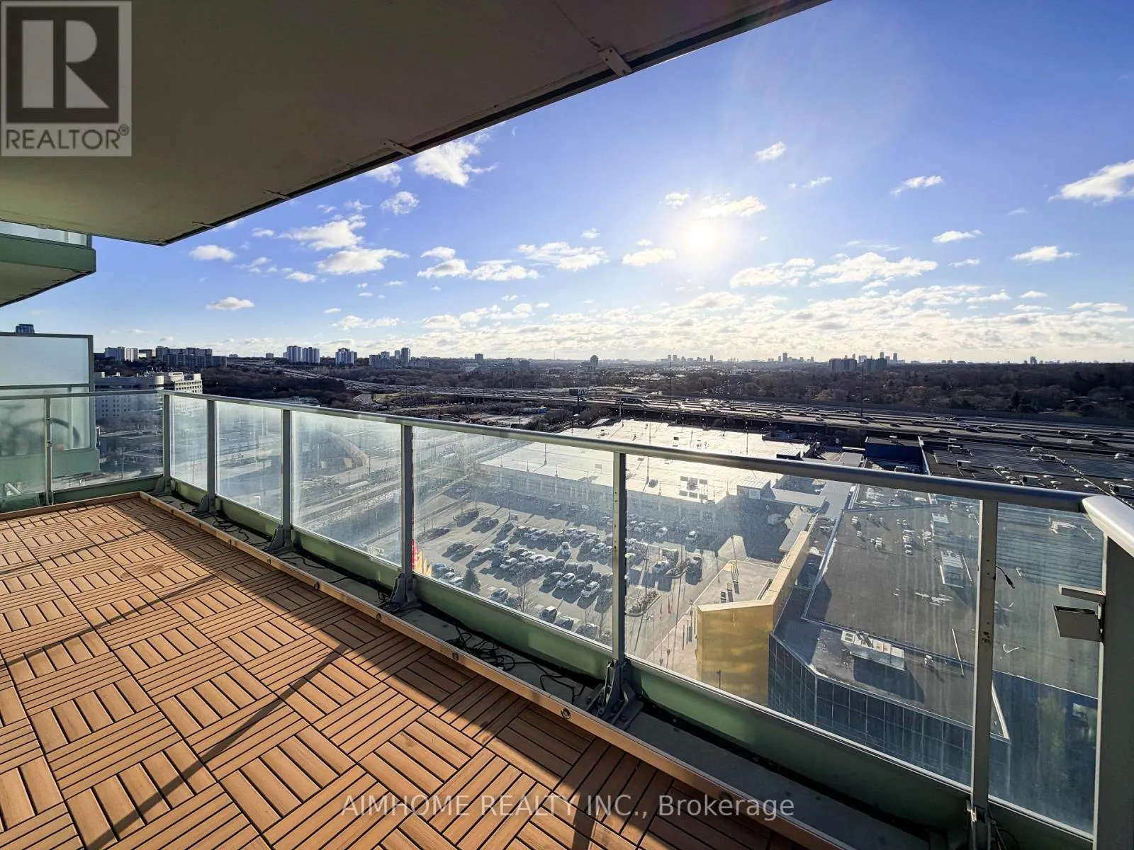 1802 - 29 SINGER COURT