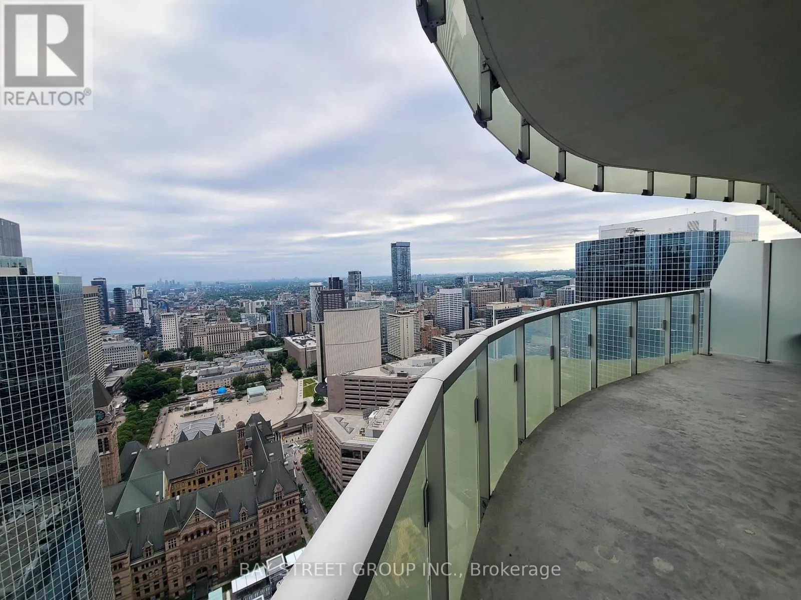 4109 - 197 YONGE STREET