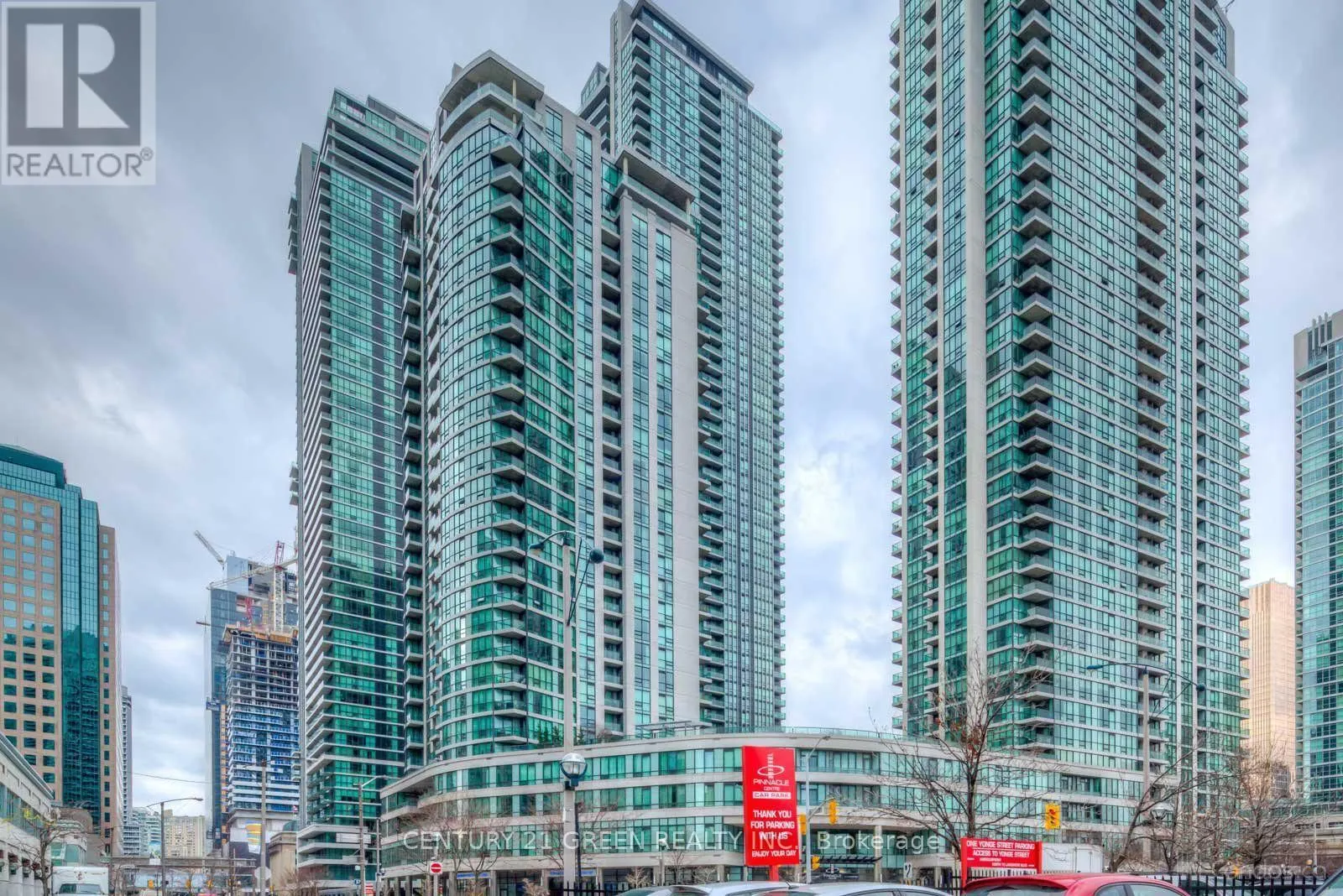 1505 - 16 YONGE STREET