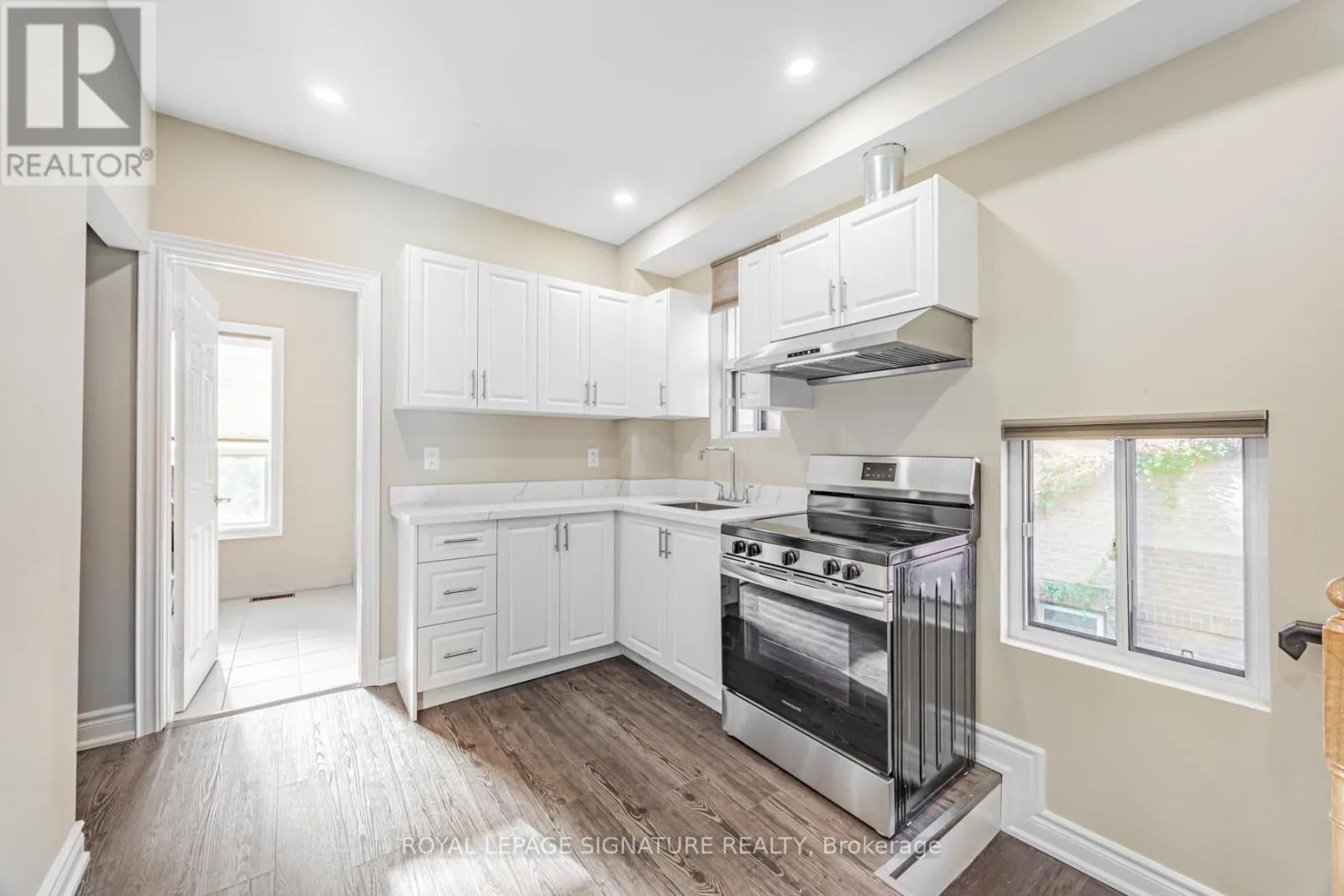 1 - 14 HOWLAND AVENUE