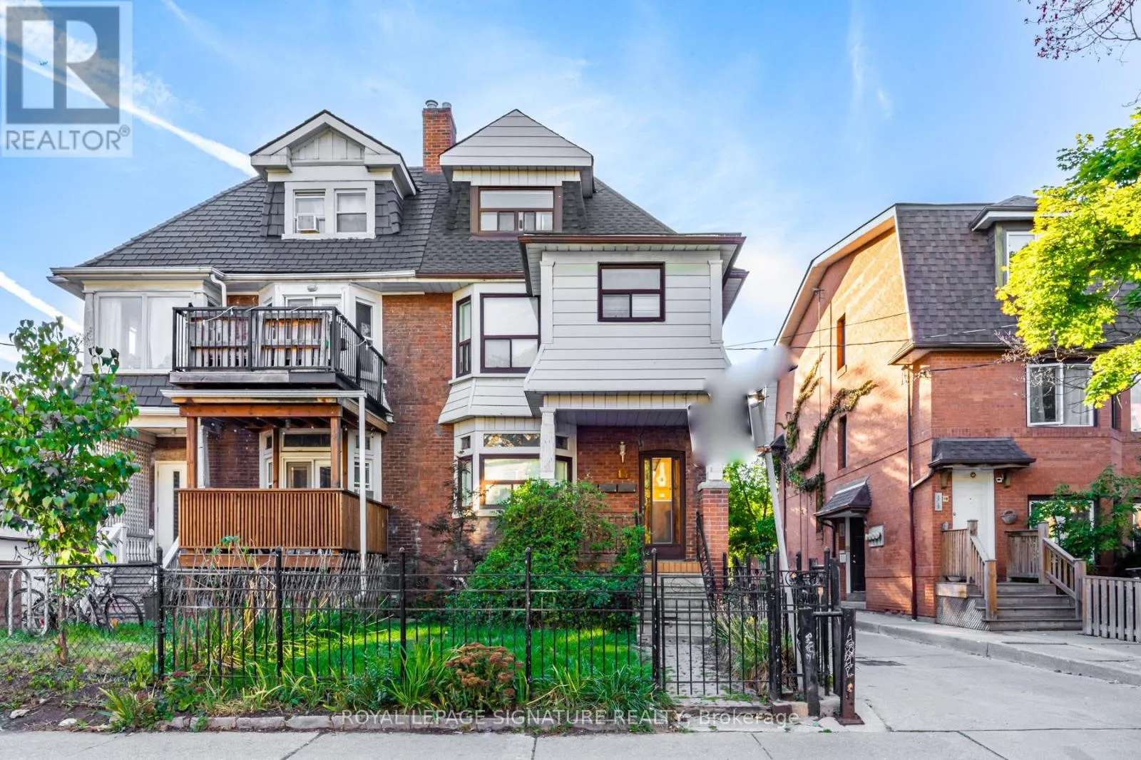 1 - 14 HOWLAND AVENUE