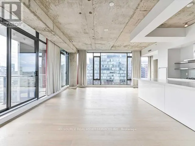 1101 - 560 KING STREET W