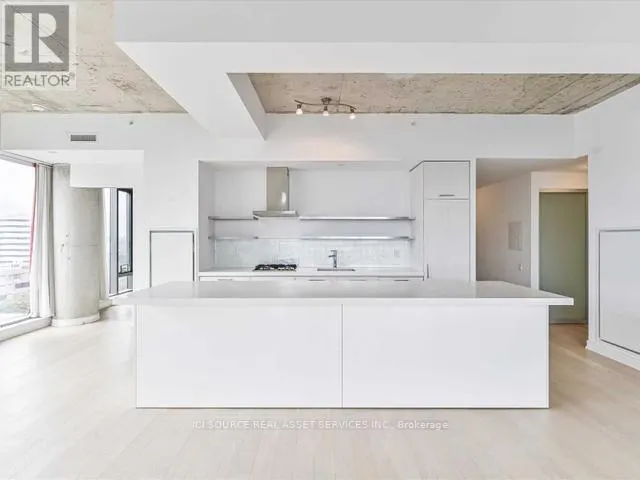 1101 - 560 KING STREET W