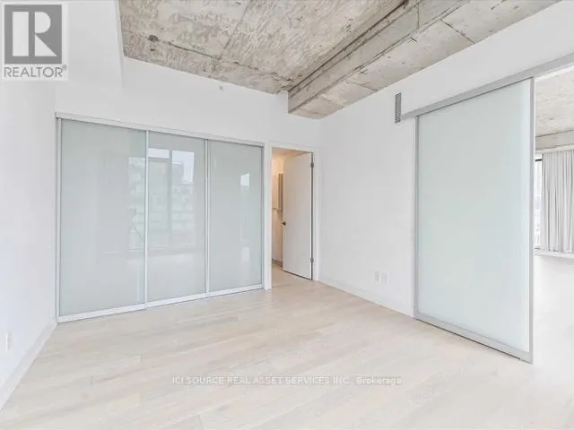 1101 - 560 KING STREET W