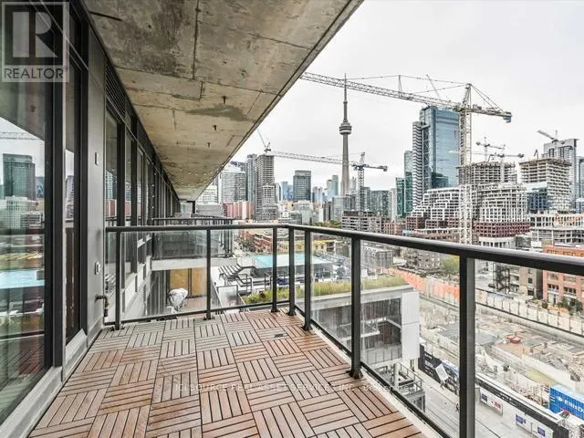 1101 - 560 KING STREET W