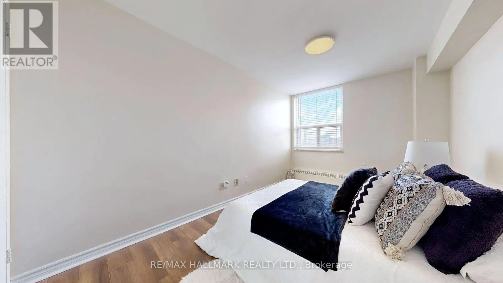 703 - 20 FOREST MANOR ROAD