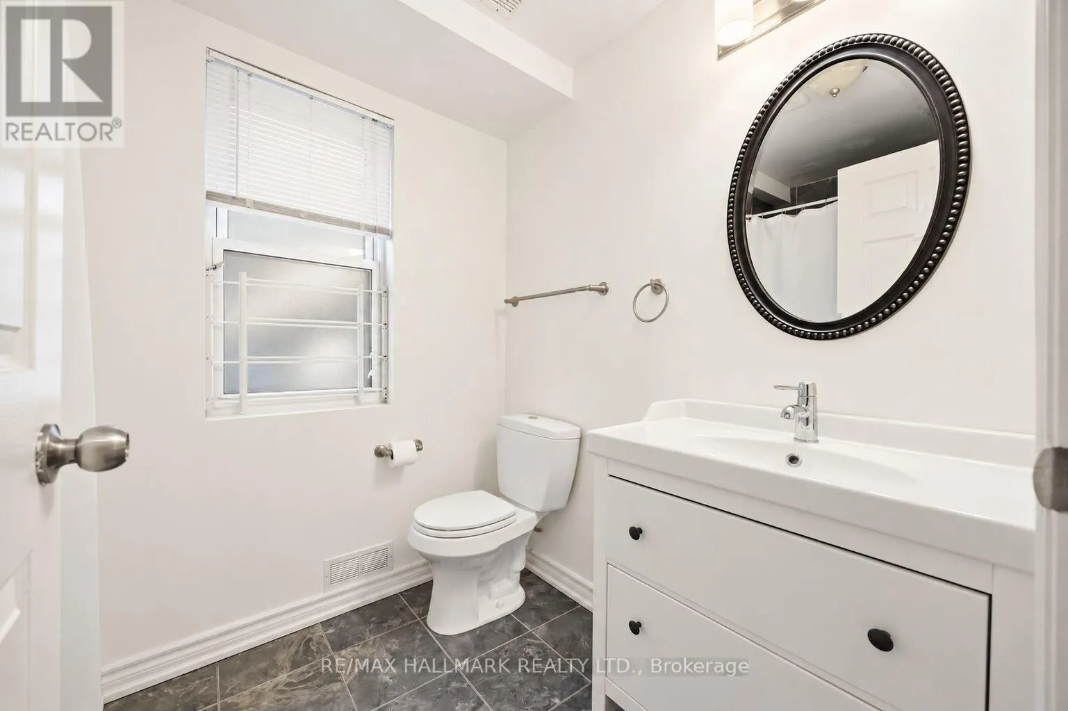 APT 1 - 486 MONTROSE AVENUE