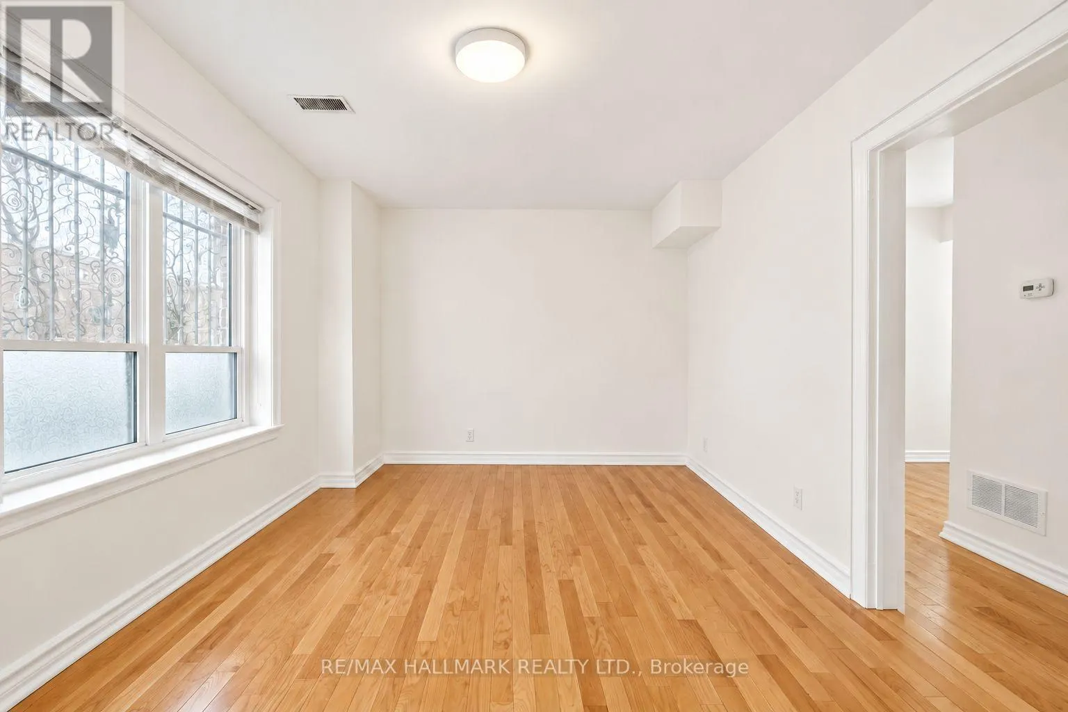 APT 1 - 486 MONTROSE AVENUE