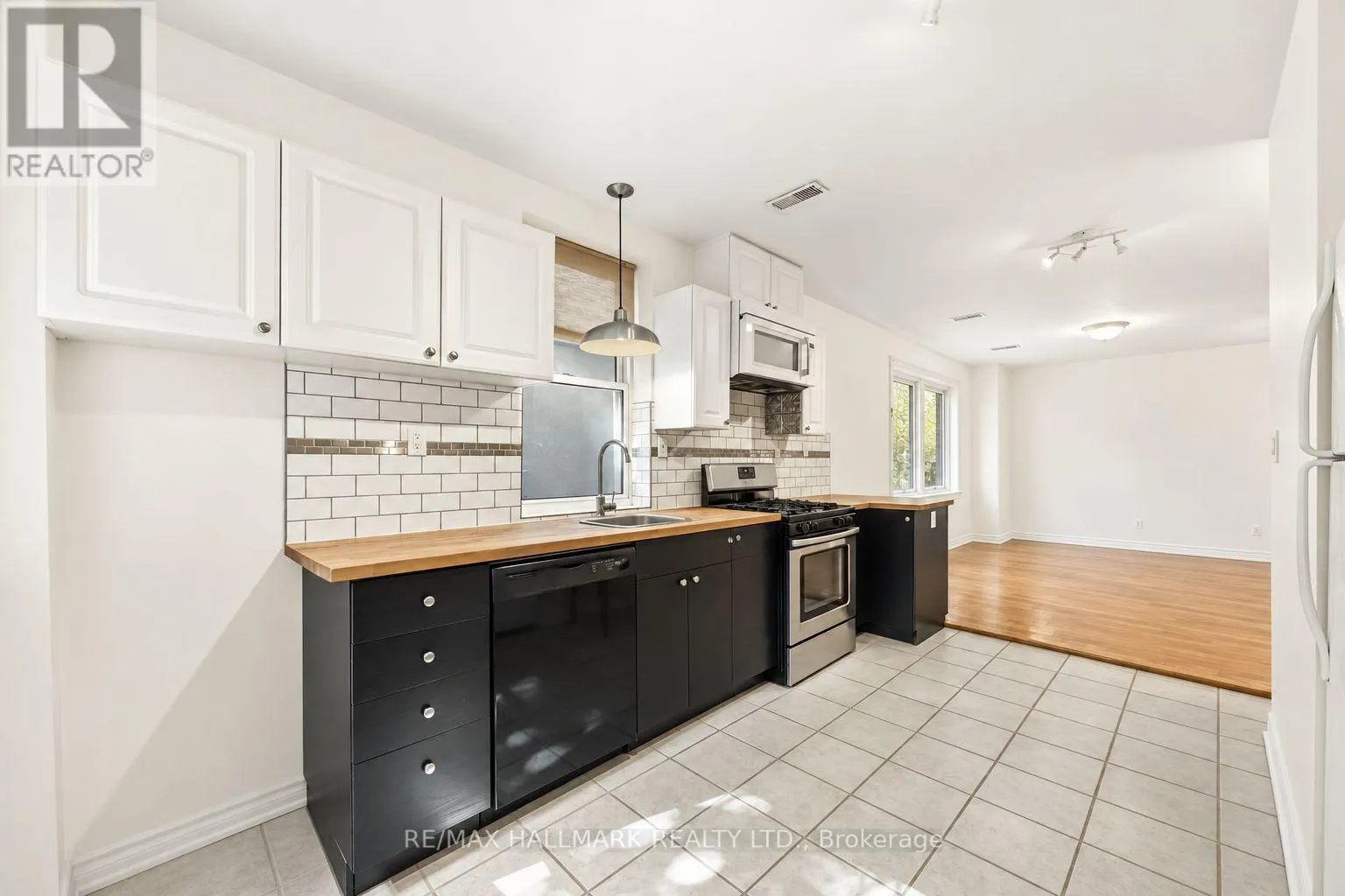 APT 1 - 486 MONTROSE AVENUE