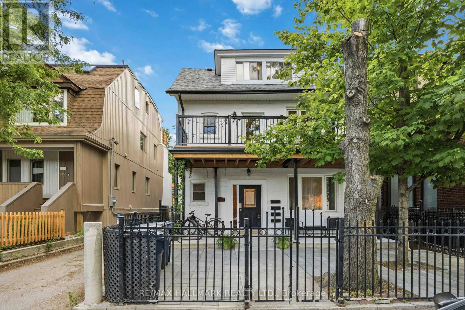 APT 1 - 486 MONTROSE AVENUE
