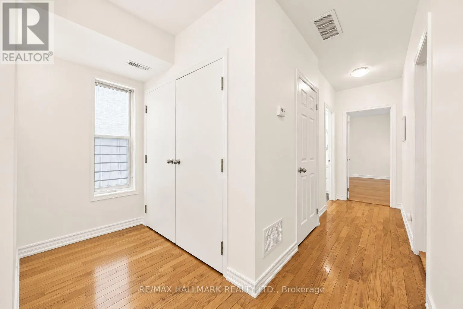 APT 1 - 486 MONTROSE AVENUE