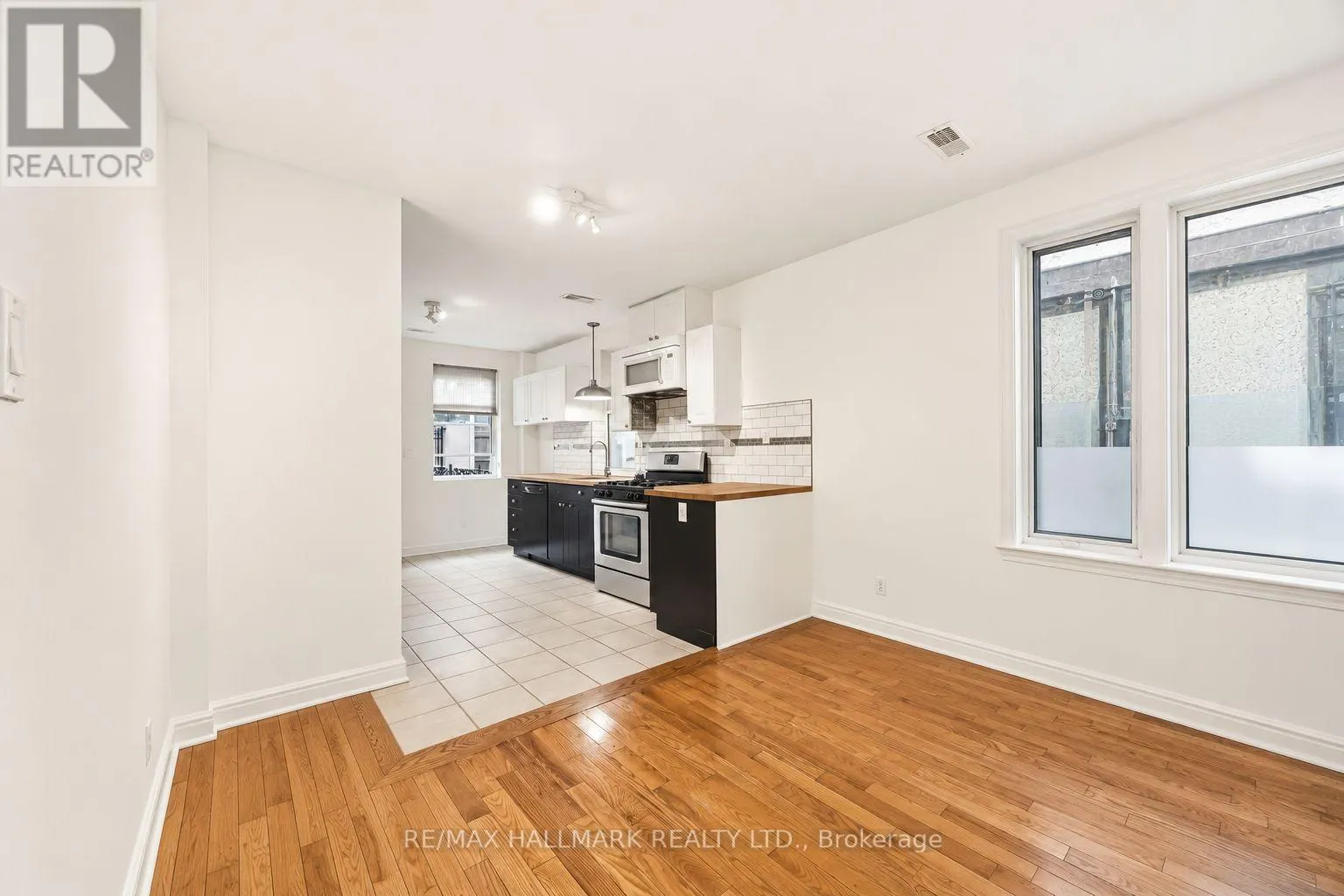 APT 1 - 486 MONTROSE AVENUE