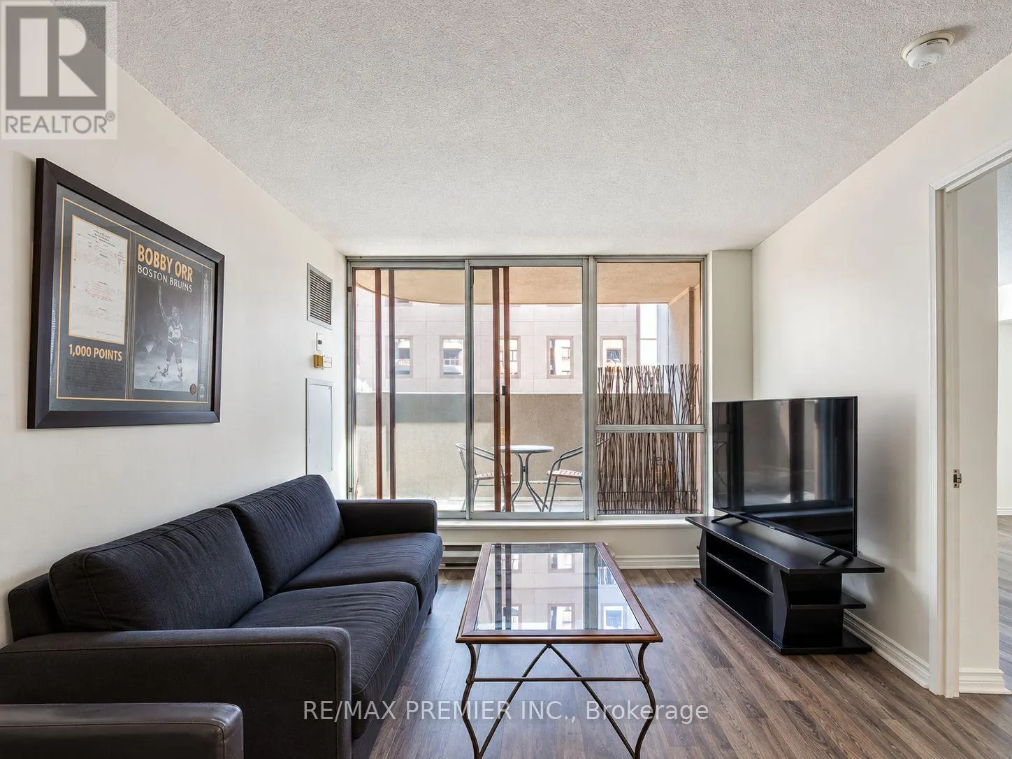 703 - 736 BAY STREET
