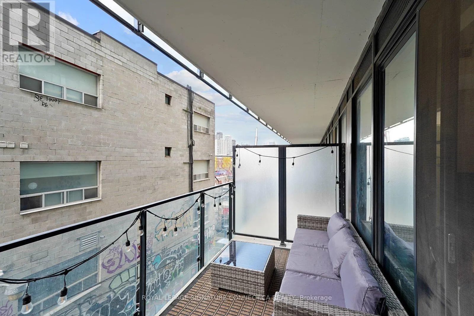 308 - 458 RICHMOND STREET W