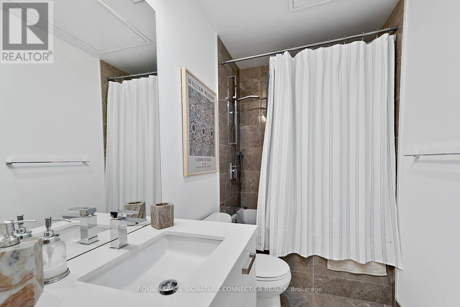 308 - 458 RICHMOND STREET W