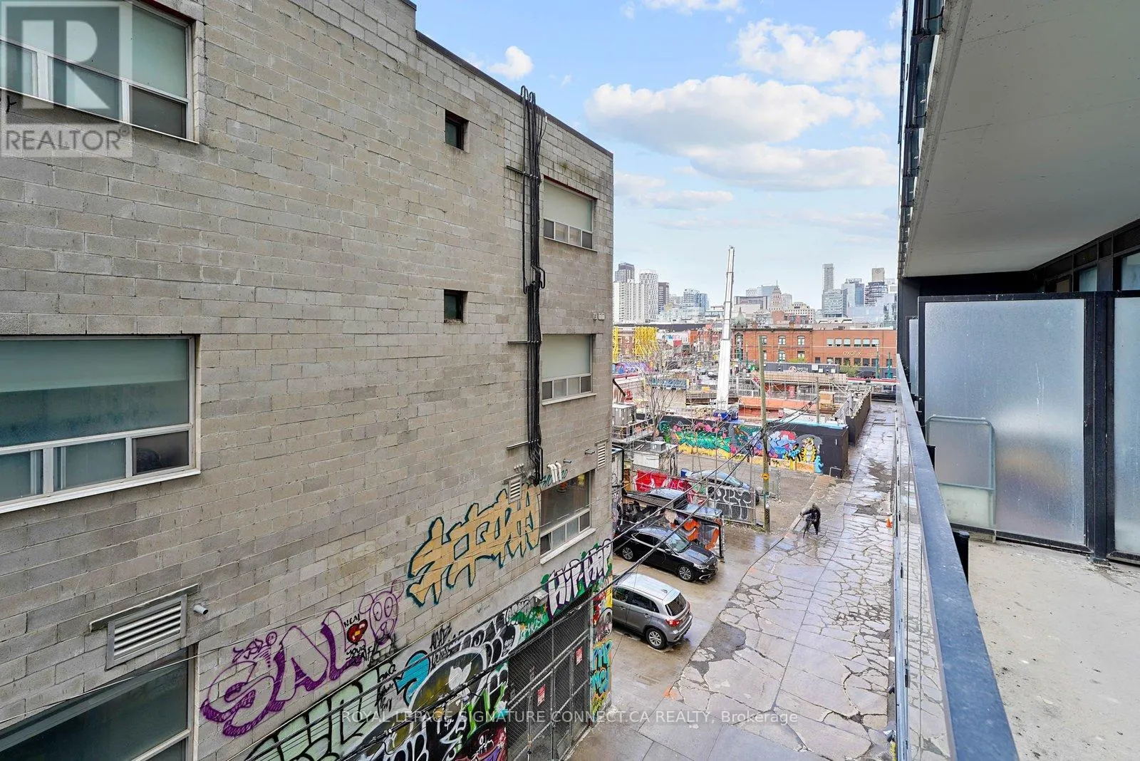 308 - 458 RICHMOND STREET W