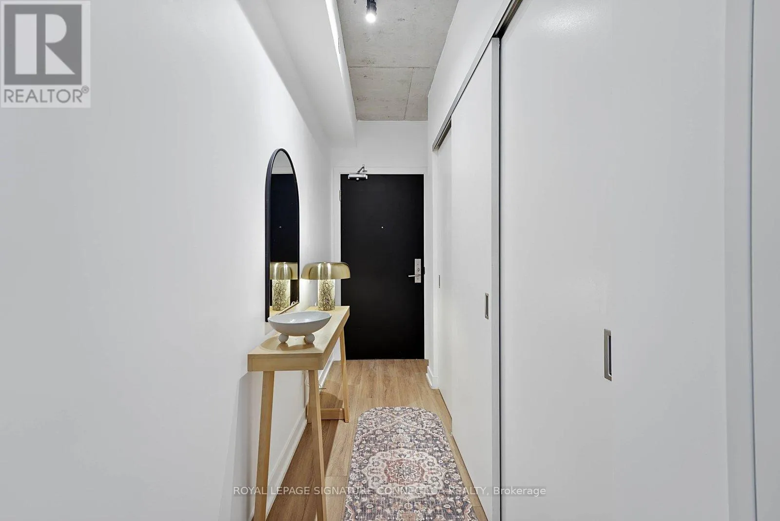 308 - 458 RICHMOND STREET W