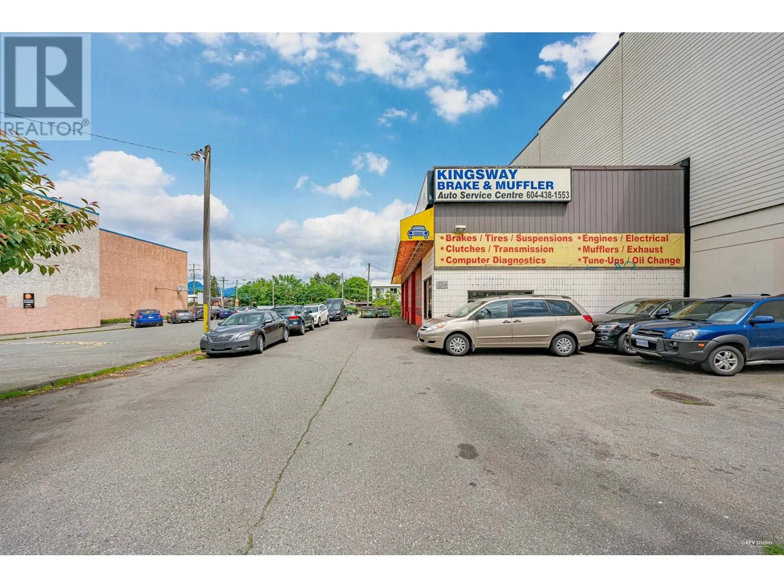 2219 KINGSWAY