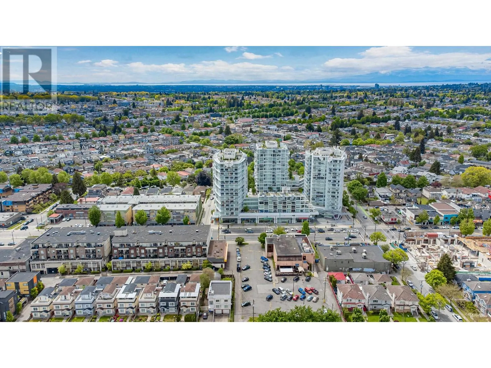 2219 KINGSWAY
