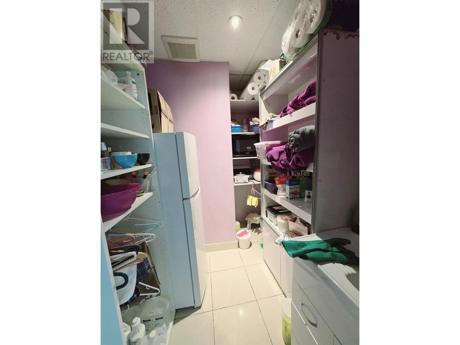 2221 4500 KINGSWAY