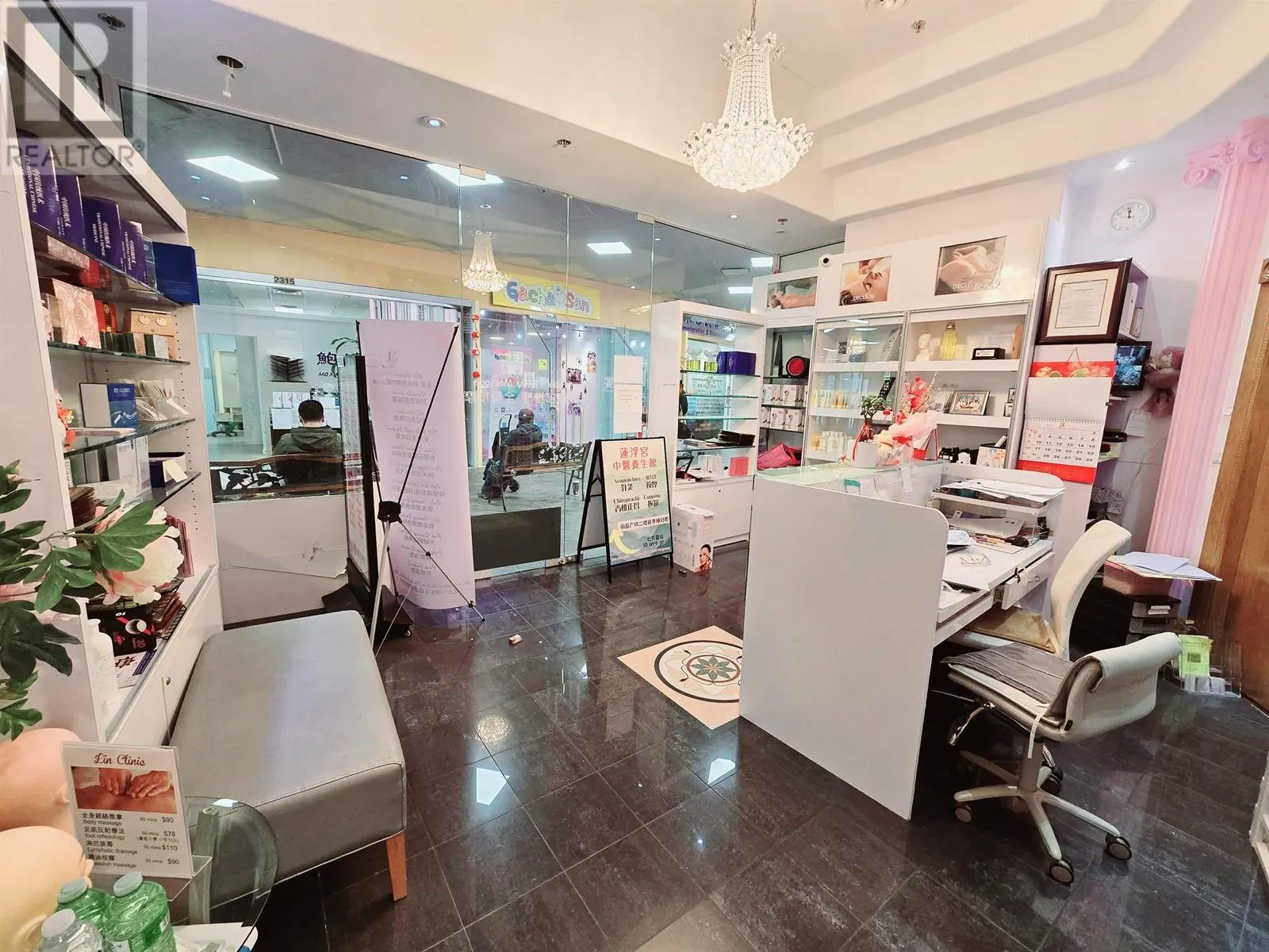 2221 4500 KINGSWAY