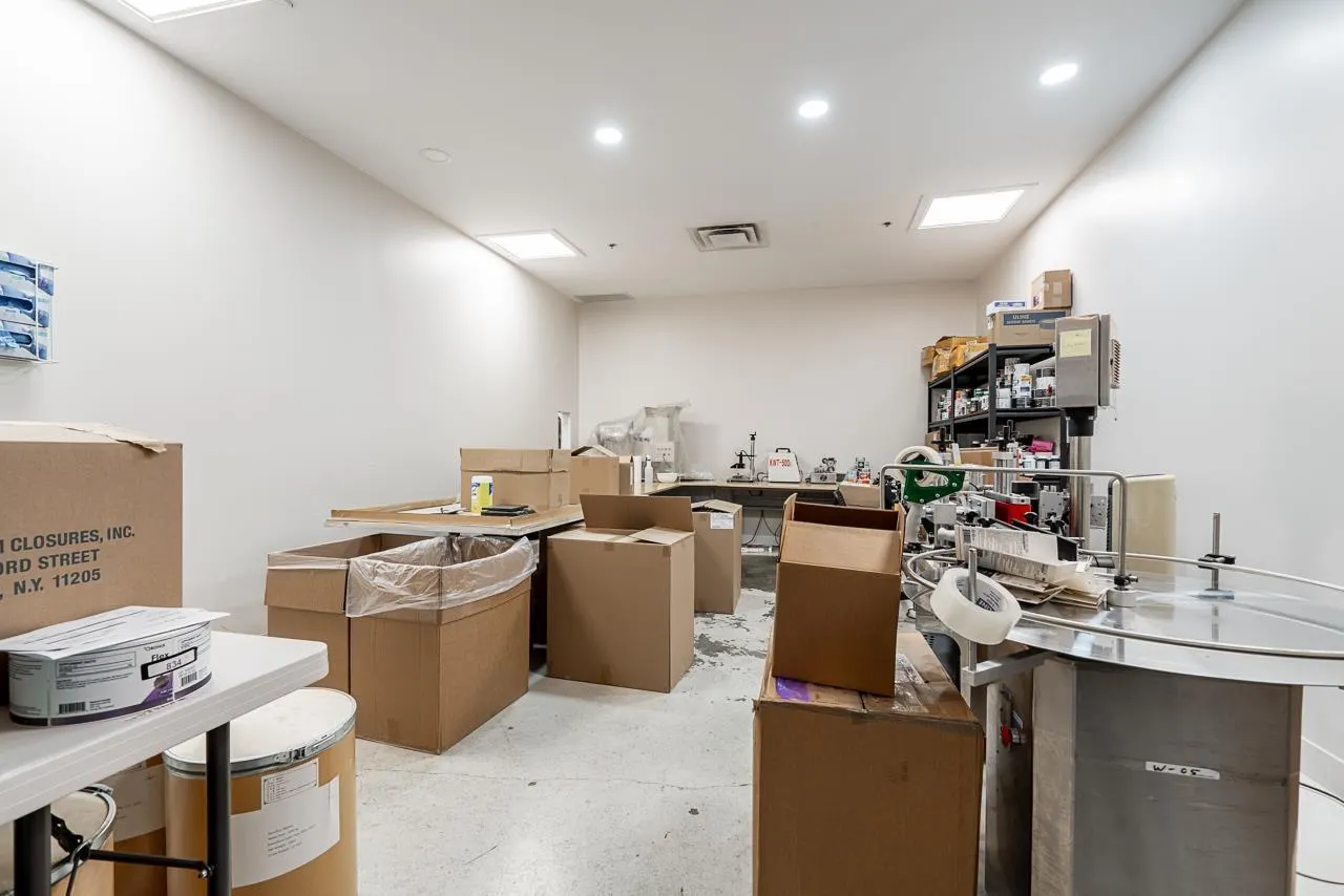 105, 106 18651 52 AVENUE