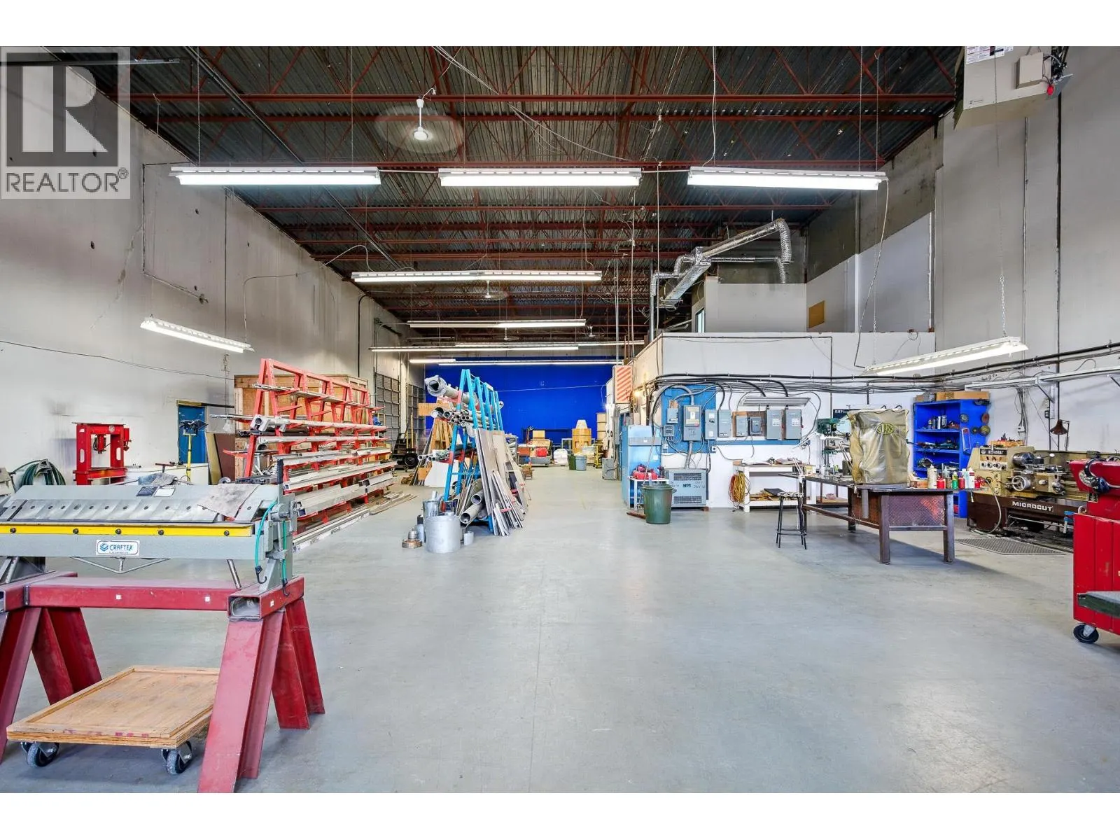 1734 BROADWAY STREET