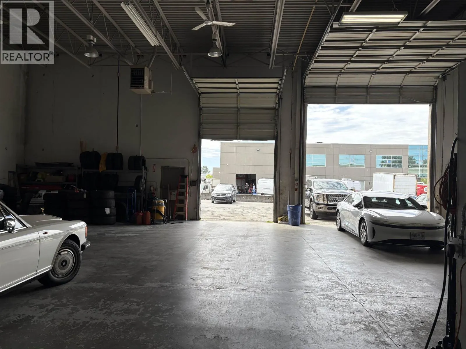2153/2158/2258 21320 WESTMINSTER HIGHWAY