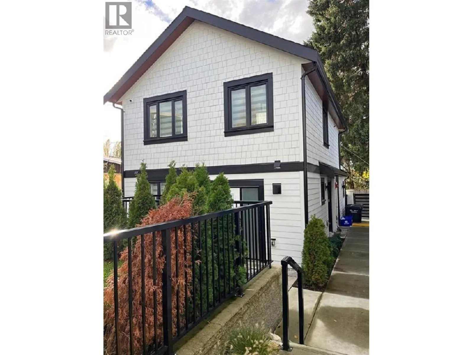 5449 KILLARNEY STREET
