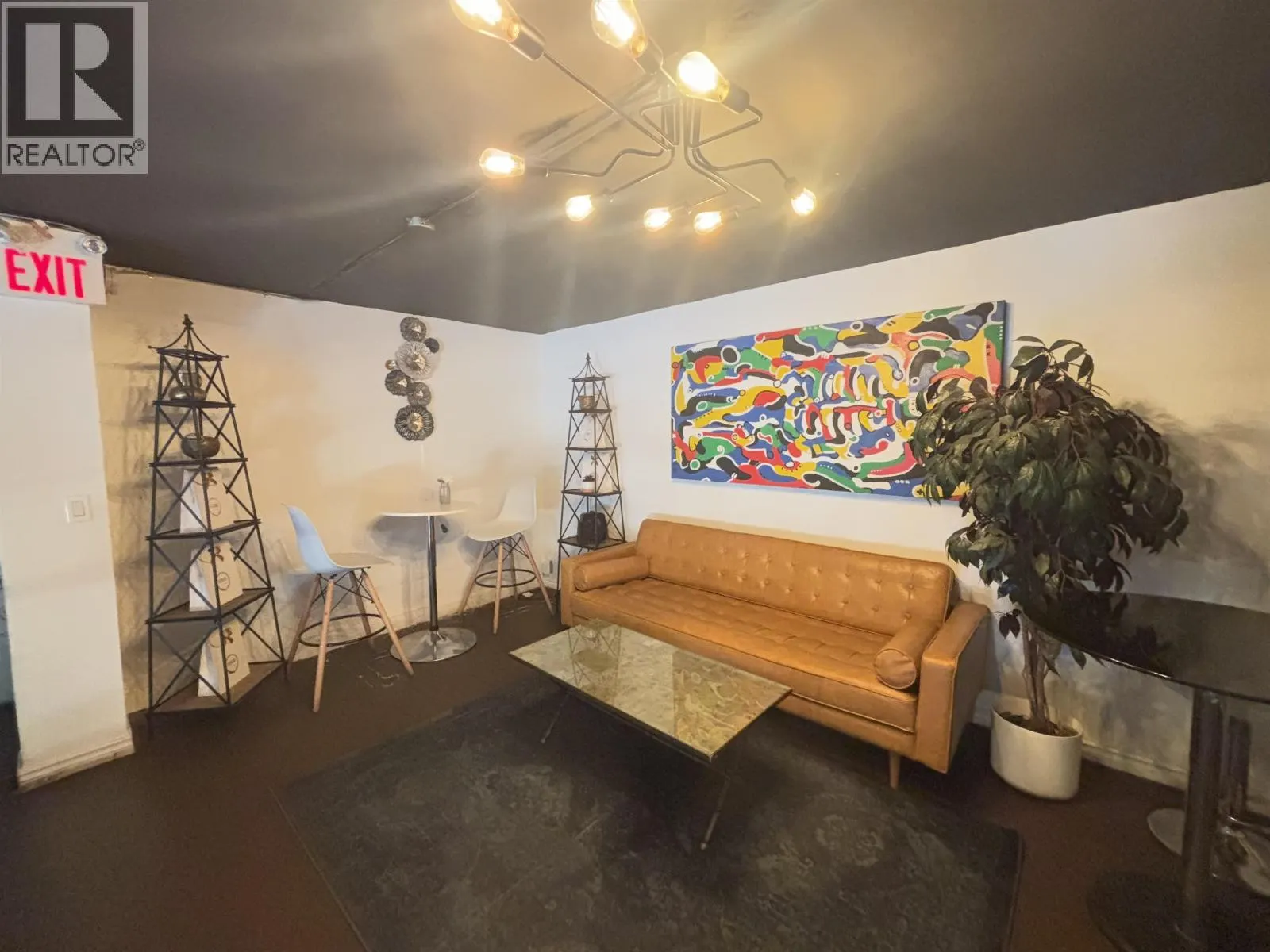 416 COLUMBIA STREET