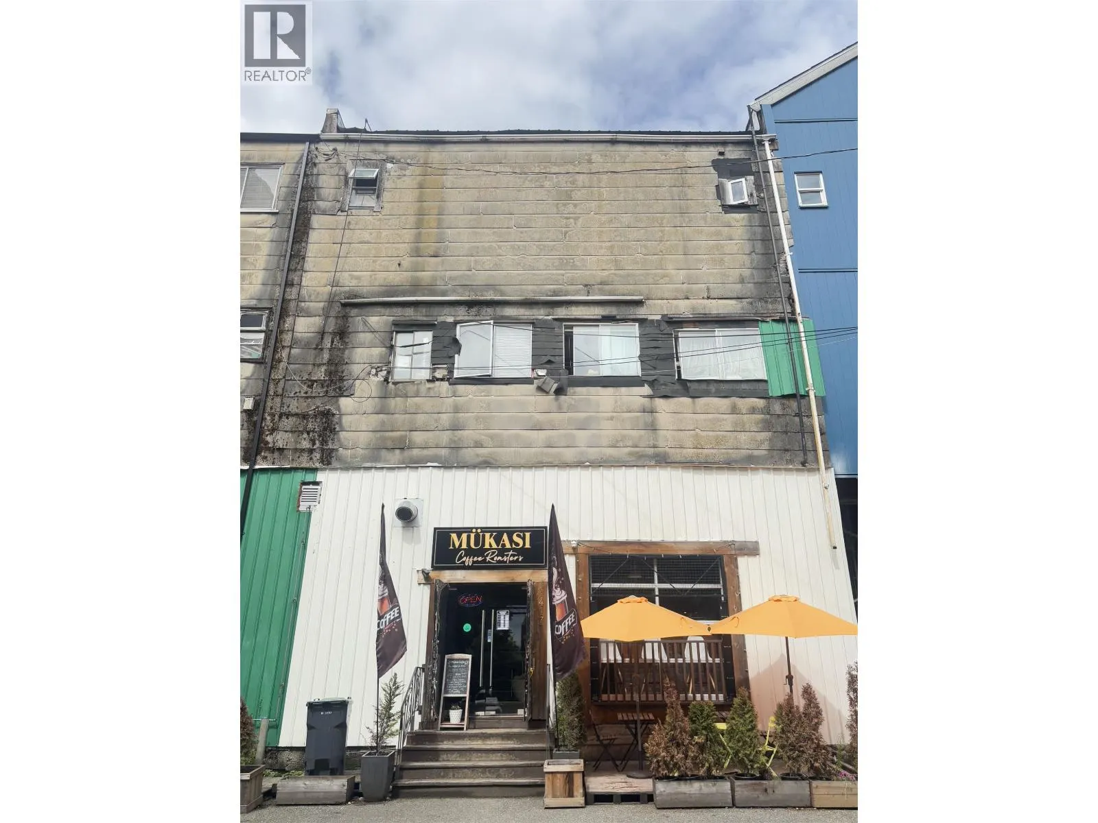 416 COLUMBIA STREET